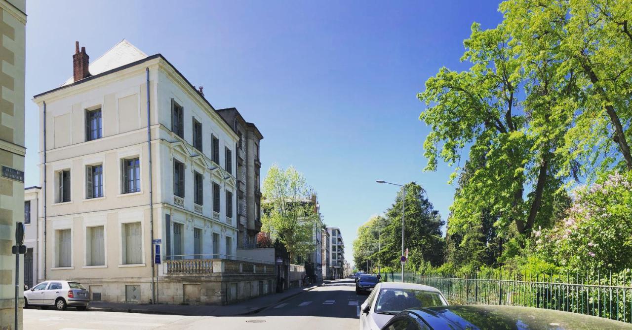 Residence De Tourisme Central Parc Tours Exterior photo